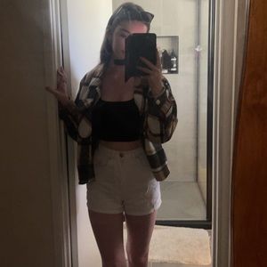 Meet your Posher, Ella